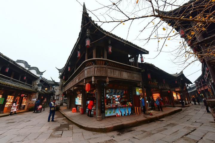 多部门联合会商部署低温雨雪冰冻灾害防范应对工作 让群众安全温暖过冬